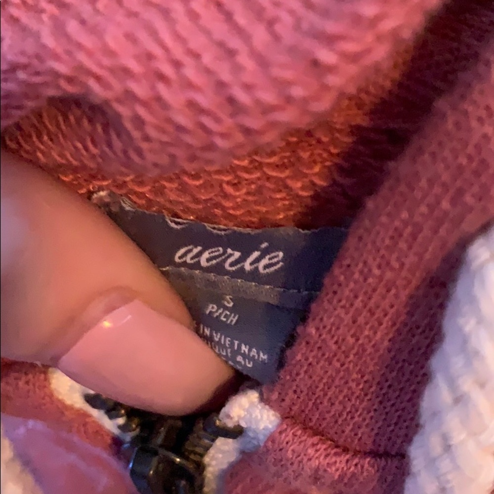 Zip up - Picture 2 of 2